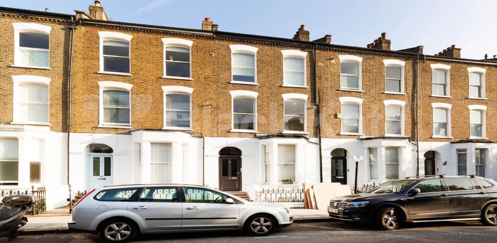 			NEW INSTRUCTION!, 1 Bedroom, 1 bath, 1 reception Flat			 Cheverton Road, Whitehall Park